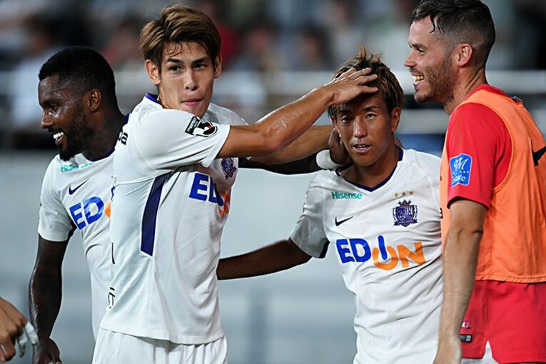 広島と青山敏弘から感じた“活力”。J1制覇が遠のいても前向きな理由。(2)