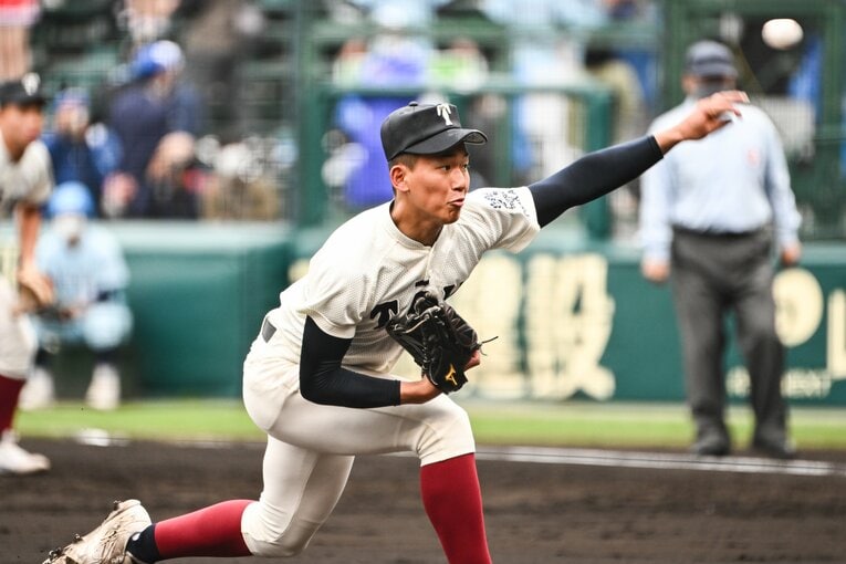 大阪桐蔭先発の前田　©Nanae Suzuki