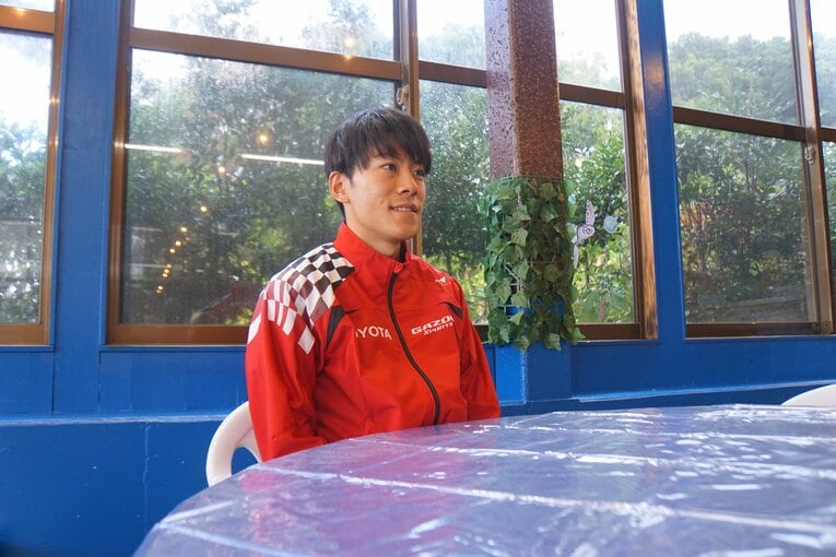 【現在の吉居大和／22歳】1月中旬、鹿児島・奄美大島の合宿で。インタビューに応じた吉居大和 ©Number Web