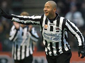 平山相太、エースの貫禄。 - 海外サッカー - Number Web - ナンバー
