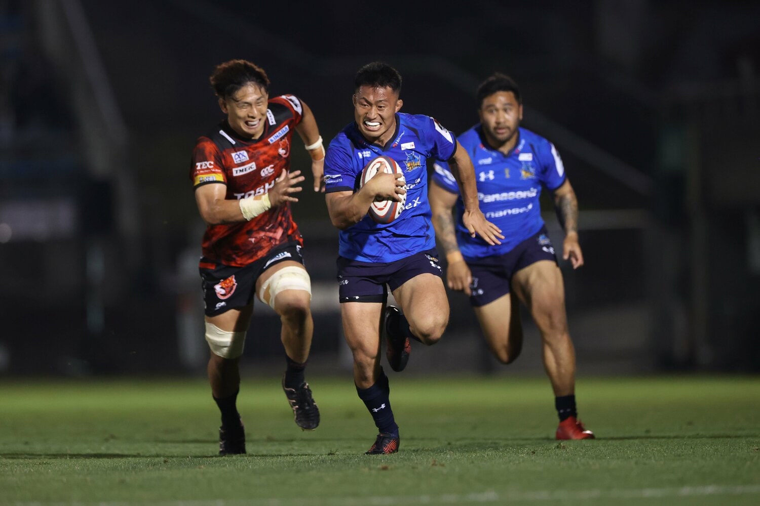 タレントが揃うワイルドナイツでも存在感を発揮しているCTB長田智希　©JRLO