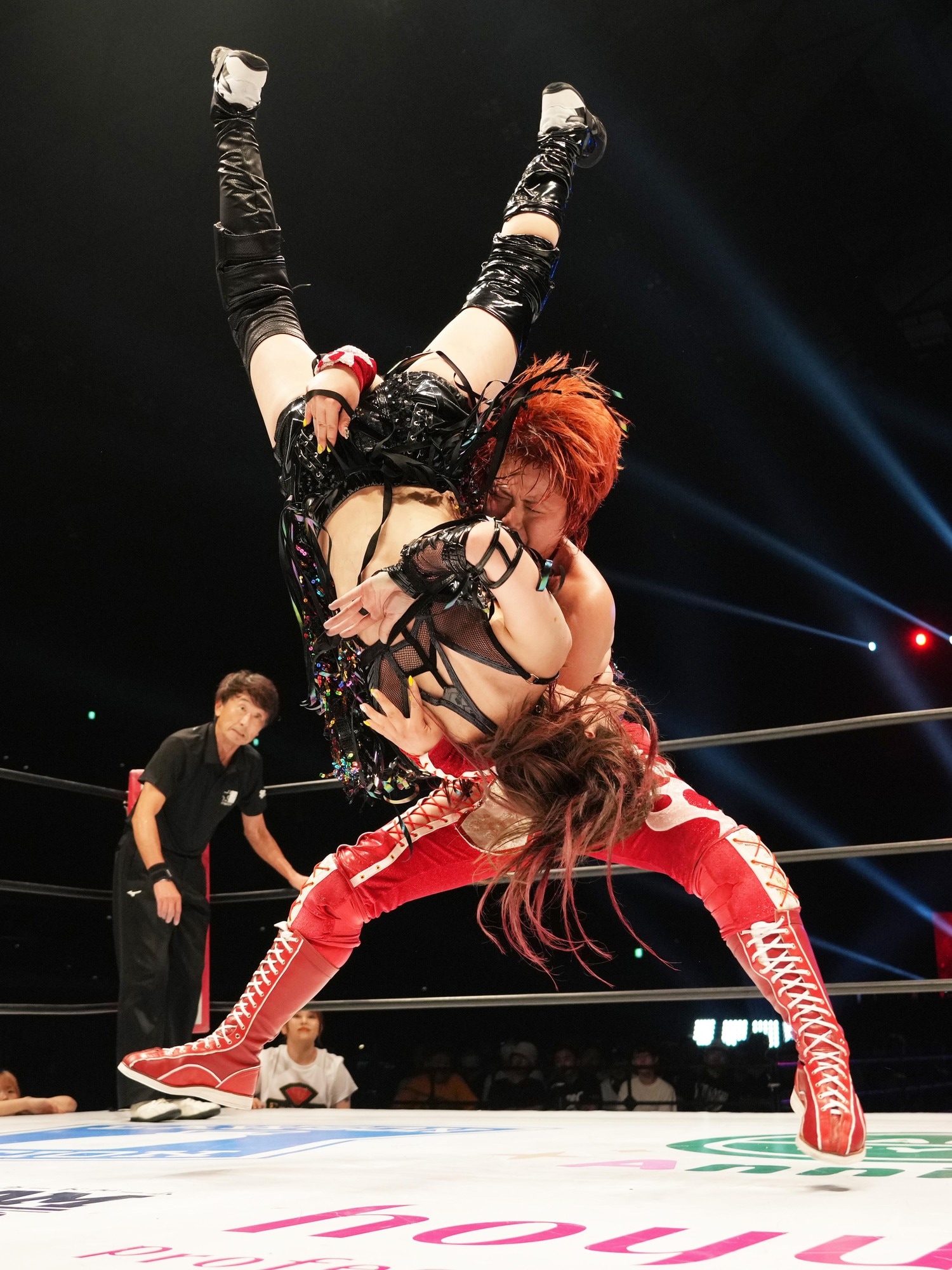 みちのくドライバーⅡ、さらに進化形のリストクラッチ式と絶対的な必殺技で勝利