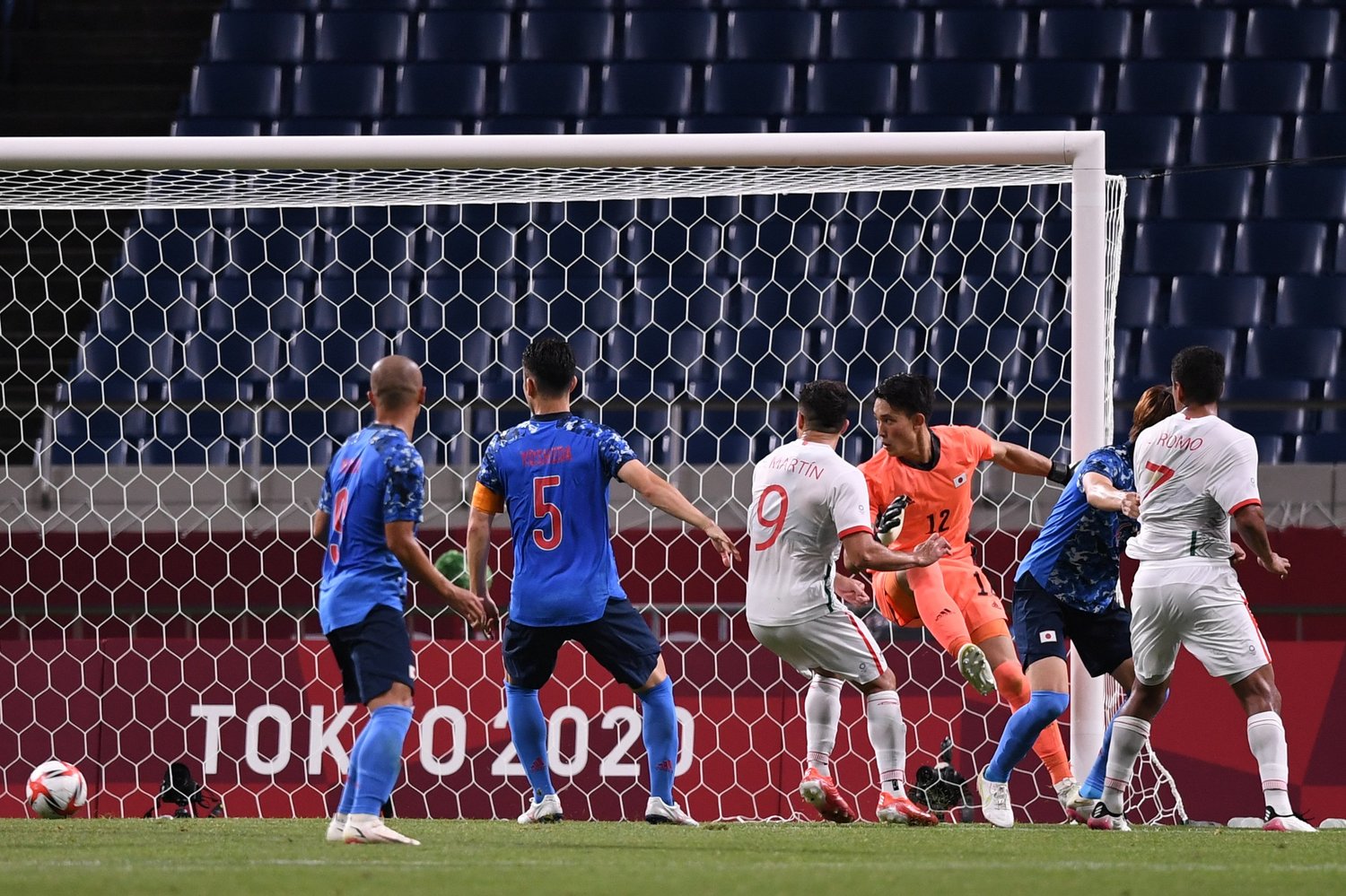 85分の直接FKからメキシコに得点を許してしまった日本　©Getty Images