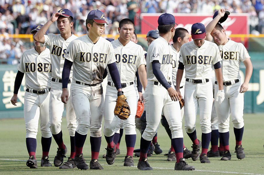 甲子園ファンの声援に潜む「残酷さ」。八戸学院光星は、何と戦ったのか。＜Number Web＞ photograph by Kyodo News