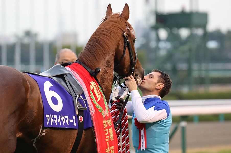 朝日杯、アドマイヤマーズの戦術は、「牡馬で牝馬を負かすときの定石」。＜Number Web＞ photograph by Yuji Takahashi