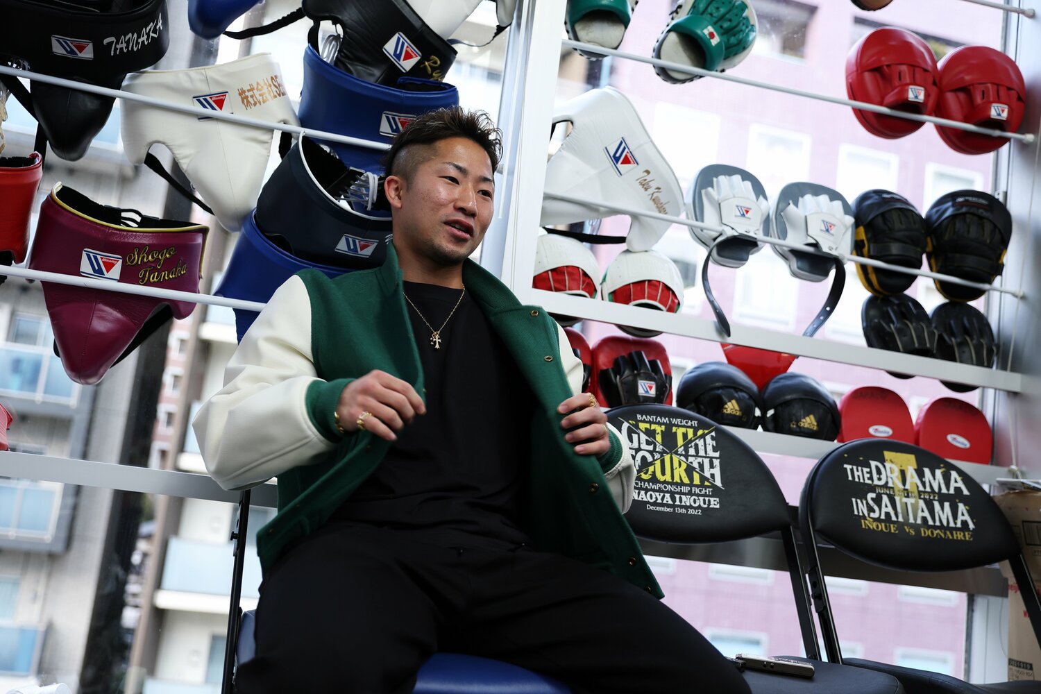 父である真吾トレーナーへの感謝を口にする井上拓真　©️Shigeki Yamamoto