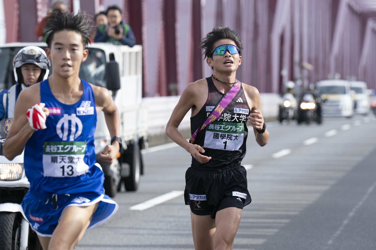 これまで駅伝で常に安定した成績をマークしていた2区の辻原も、苦しい展開に　©Tadashi Hosoda