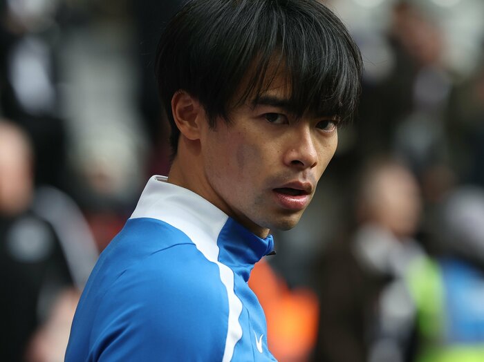 クラブ広報が絶賛「ミトマの英語は本当に素晴らしい」ブライトンで2年半…三笘薫はこう変わった「食事しながら話します」一番仲が良い“6歳下の後輩”とは？＜Number Web＞ photograph by Getty Images