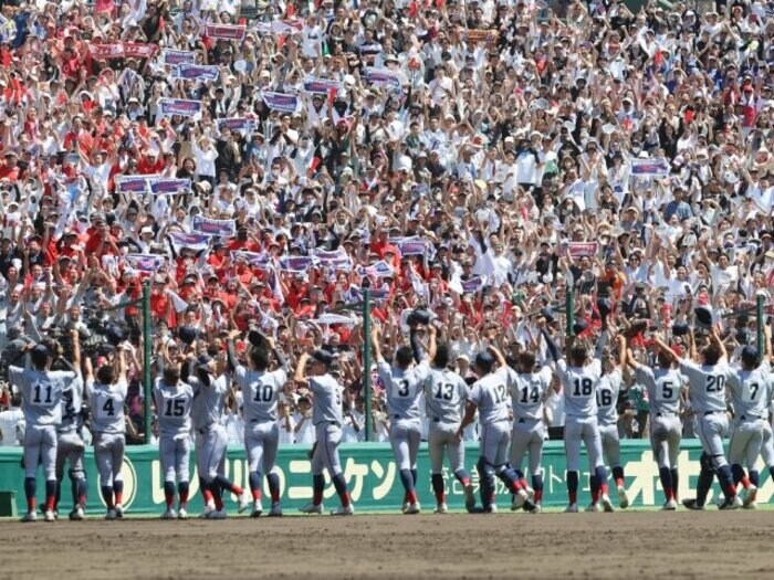 京都国際アルプスに“たった1人”の吹奏楽部員「米津玄師の『Lemon』で練習する中学生」甲子園で聞いた“野球応援への本音”「もったいない！」＜Number Web＞ photograph by JIJI PRESS