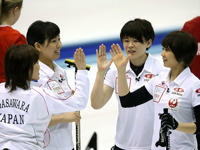 ソチ五輪5位から、世界選手権で6位。カーリング女子が強調する“収穫”。＜Number Web＞ photograph by AFLO