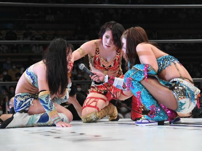 「光由クン、痛かった?」“海賊王女”KAIRIのミッションとは… スターダムの未来を担う天咲光由20歳に授けた“見えない羅針盤”<Number Web> photograph by Masashi Hara
