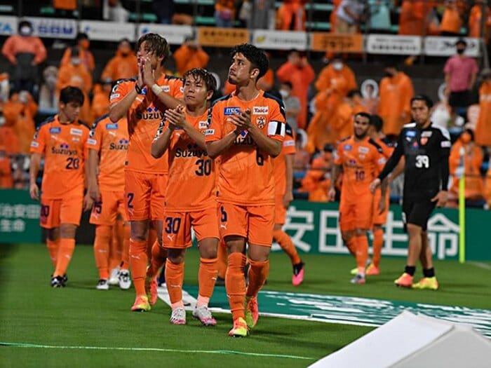 エスパルス初勝利は急上昇への兆し？クラモフスキーが掲げる超攻撃主義。＜Number Web＞ photograph by J.LEAGUE 