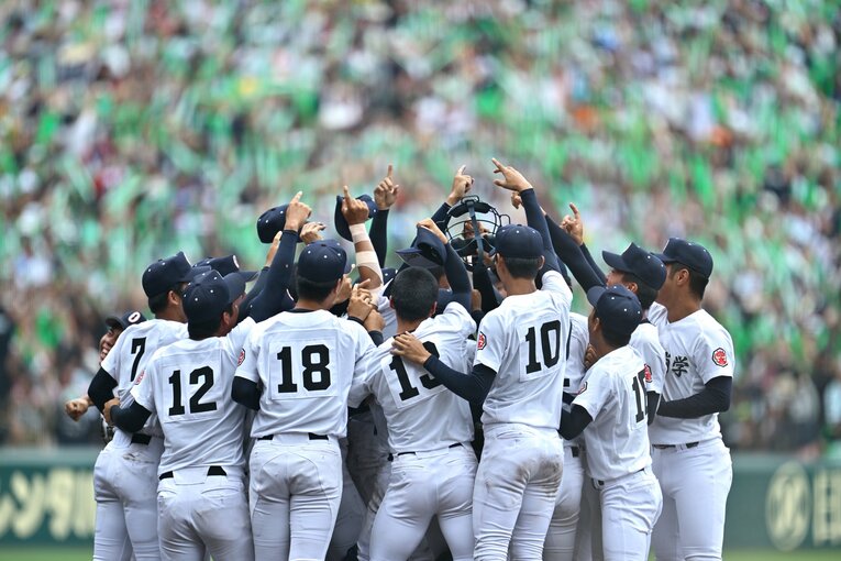見てて泣ける…最高の試合だった【テレビに映らない】甲子園決勝の決定的瞬間（計50枚超）。写真はまだまだ続きます　©Hideki Sugiyama