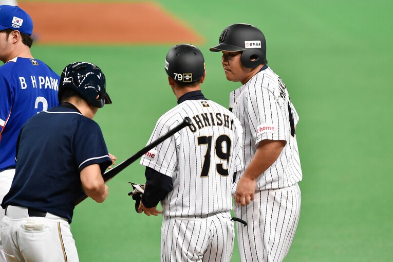 「サンペイ、三振してもいいからさ」“おかわりくん”ブレイク前夜の西武・中村剛也を救った言葉《祝・史上14人目の450本塁打》(76)