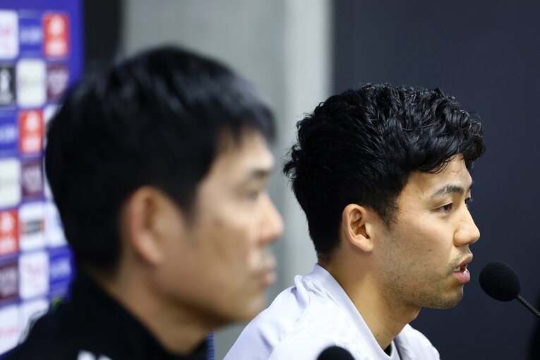 2025年6月9日、インドネシア戦の前日会見に出席したキャプテン遠藤航。W杯予選最後の試合を勝利で締めくくることを約束した　©︎JFA/AFLO