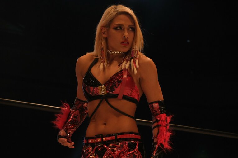 タイトルマッチは“朱里との作品”だった…新王者・ジュリアはスターダムをどう“引っかき回す”のか？ 異例のアピール「全員覚悟しとけよ！」(13)