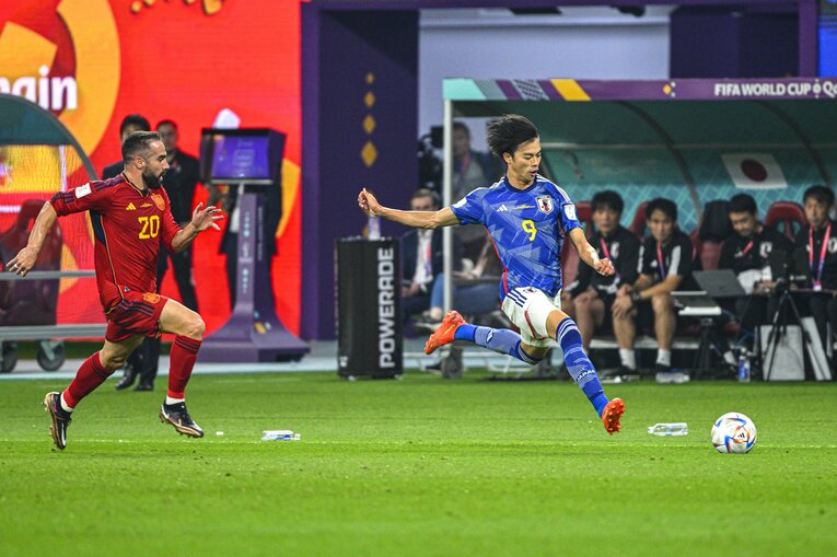 W杯で活躍した日本代表の三笘　©︎Takuya Sugiyama/JMPA