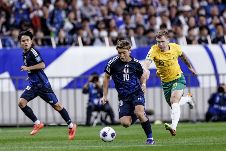 日本代表での堂安律　©Kiichi Matsumoto