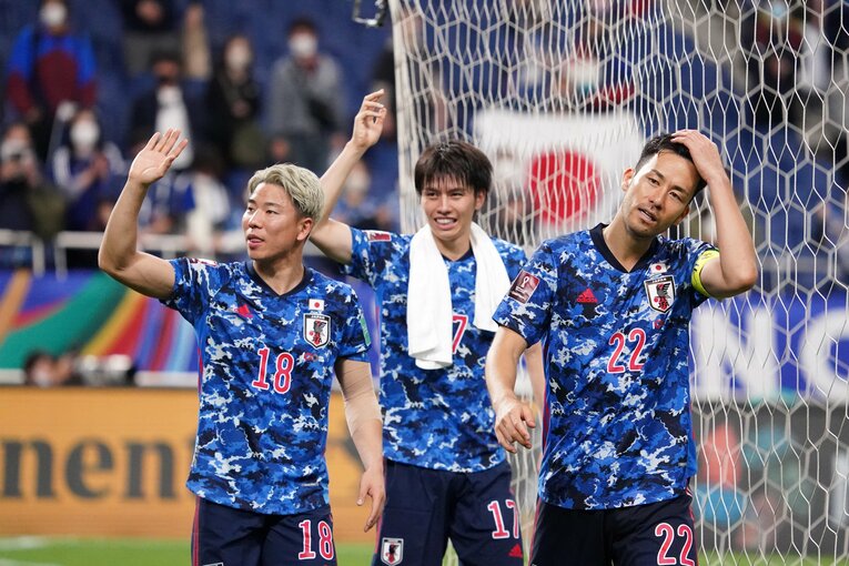 最終予選では途中出場から存在感を放つ浅野。全員が勝利のために闘えていることを強調する　©Getty Images