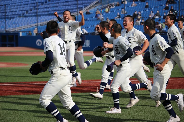 劇的な勝利で秋季東京大会を制した國學院久我山　©︎Yu Takagi