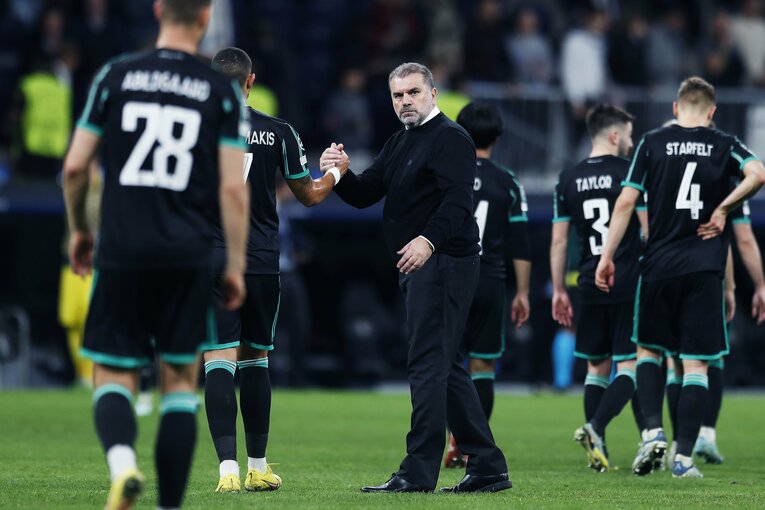 「キヨウゴ、マエダ、レオみんな…」W杯選出の前田大然、落選も古橋亨梧＆旗手怜央がレアル戦で奮闘… 少年サポとカメラマンが語った“愛”(3)