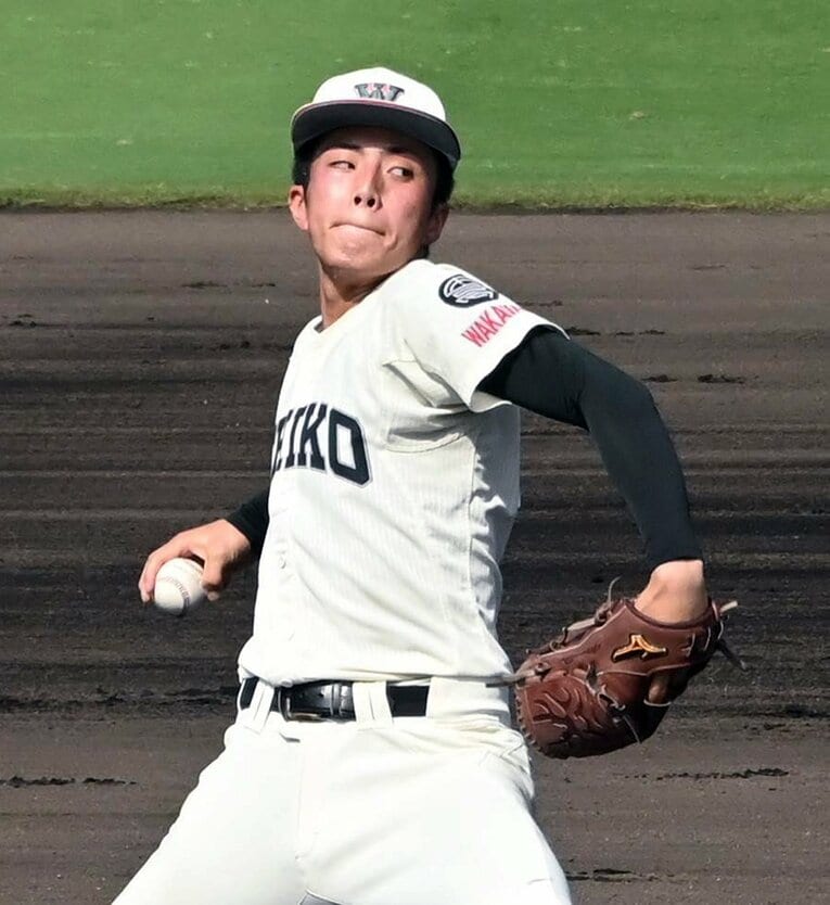 市立和歌山の丹羽投手。進路志望はまさかの…？　©Asahi Shimbun