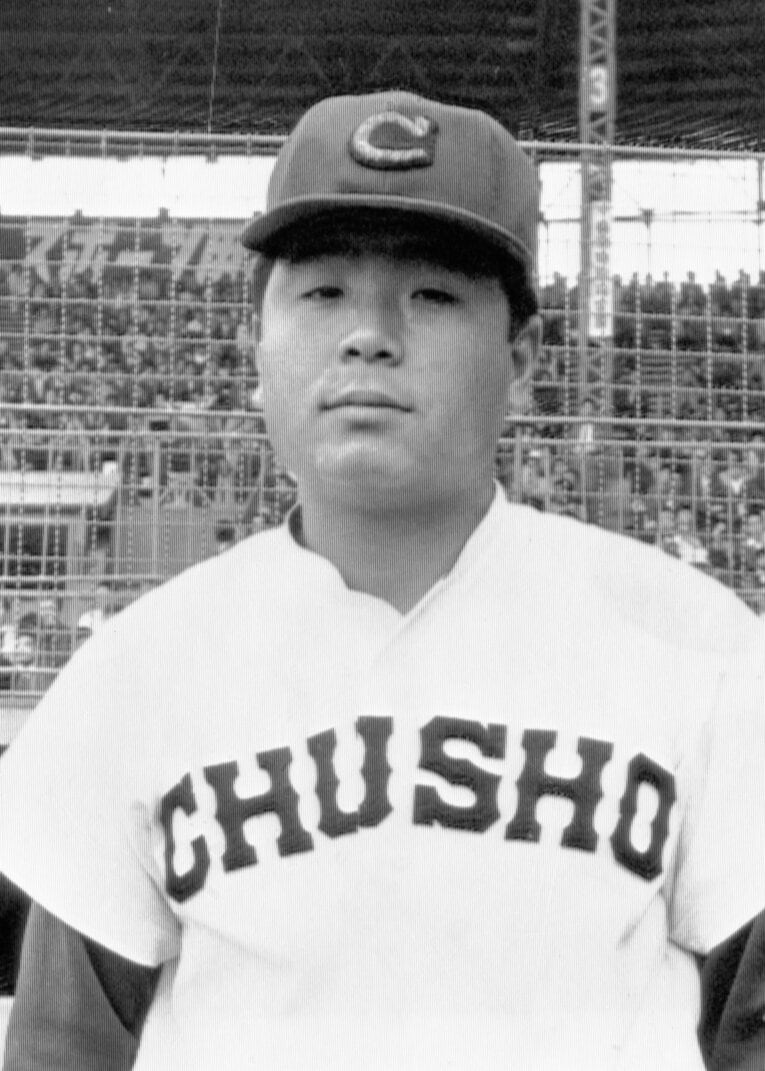 のちに中京商高を率いて甲子園春夏連覇も達成した杉浦監督　©KYODO