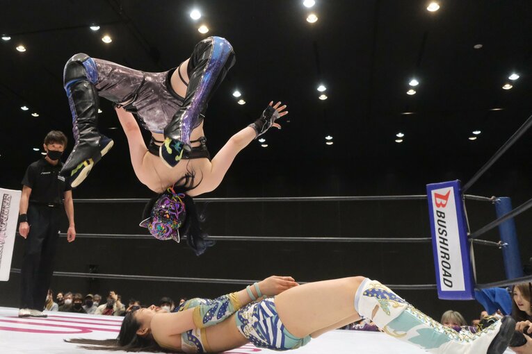 天咲光由19歳が観客のハート撃ち抜く“破格”デビュー！ 靭帯断裂から復帰の飯田沙耶は「自分は泥団子」 スターダム“生え抜き”たちの未来(44)