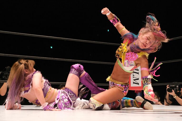 中野たむvsウナギ・サヤカ