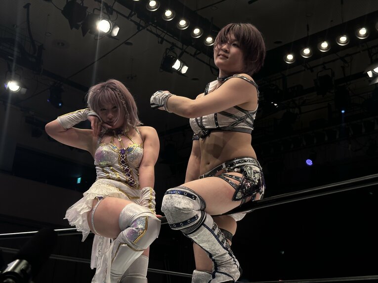 安納サオリvs中野たむ　©Norihiro Hashimoto