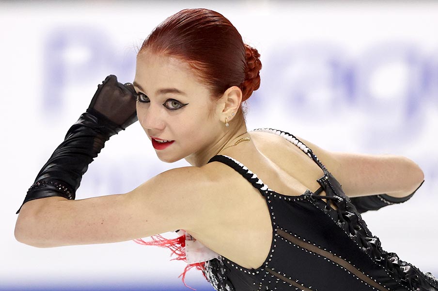 4回転を跳んで「簡単な内容でした」…スケートアメリカ優勝・トゥルソワの“鋼のような筋肉”が示す北京への本気度〈体格比較も〉<Number Web> photograph by Getty Images