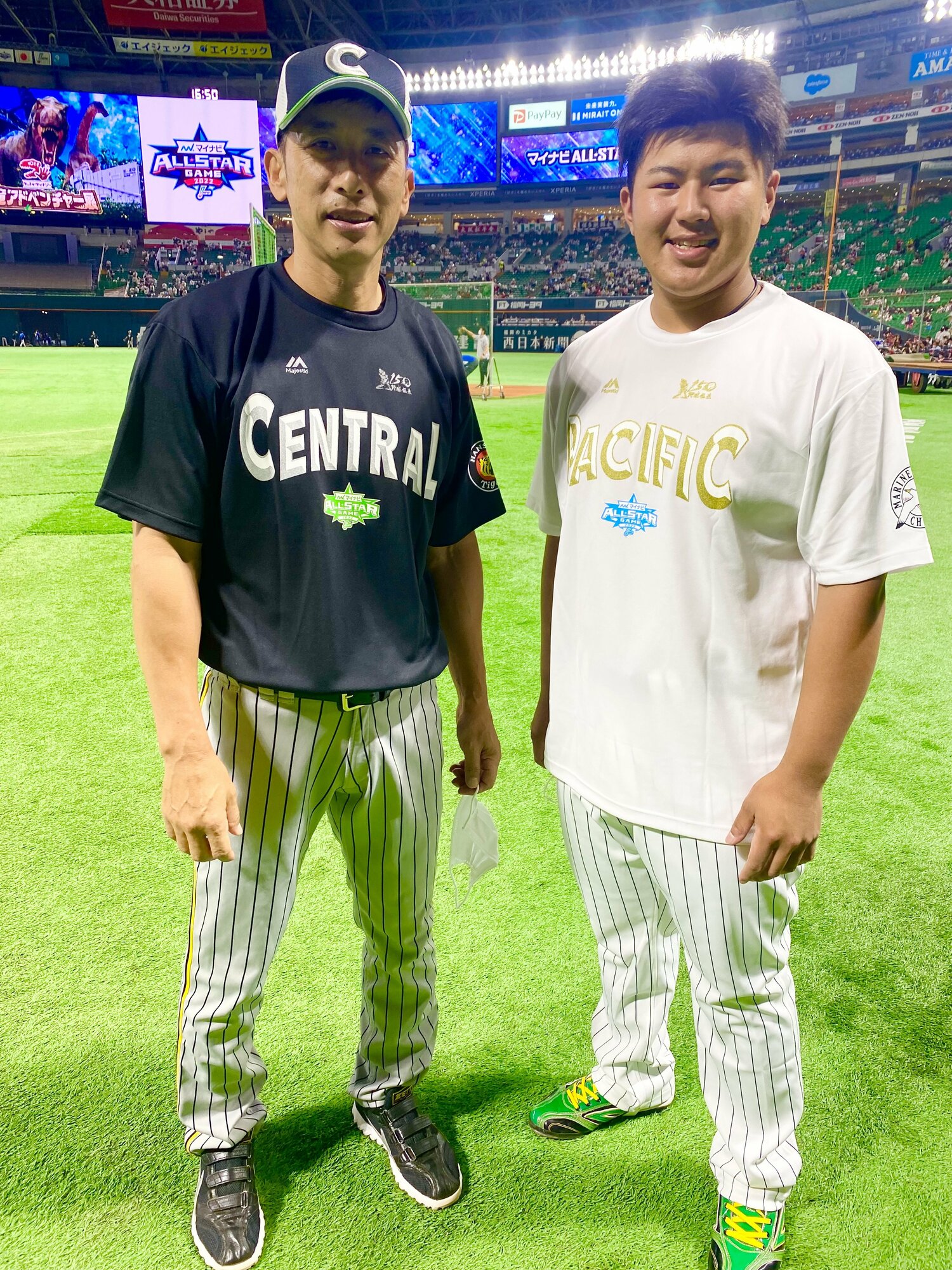 阪神・矢野監督からもエールが送られた　©Chiba Lotte Marines   