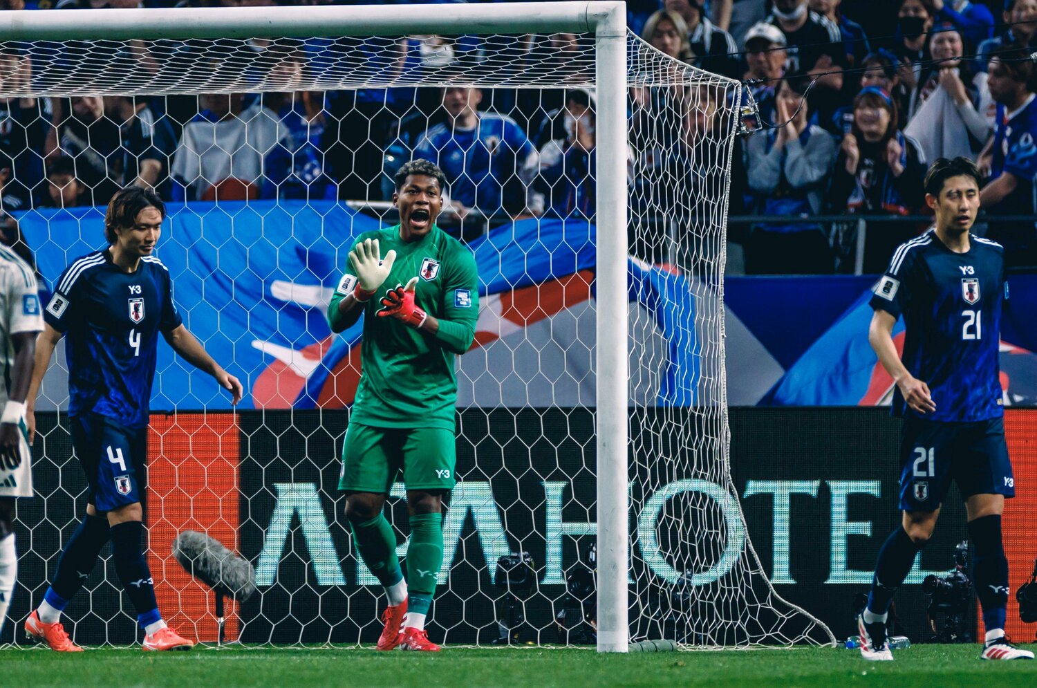 板倉、鈴木、伊藤と守備陣に高い評価を下した ©Kiichi Matsumoto