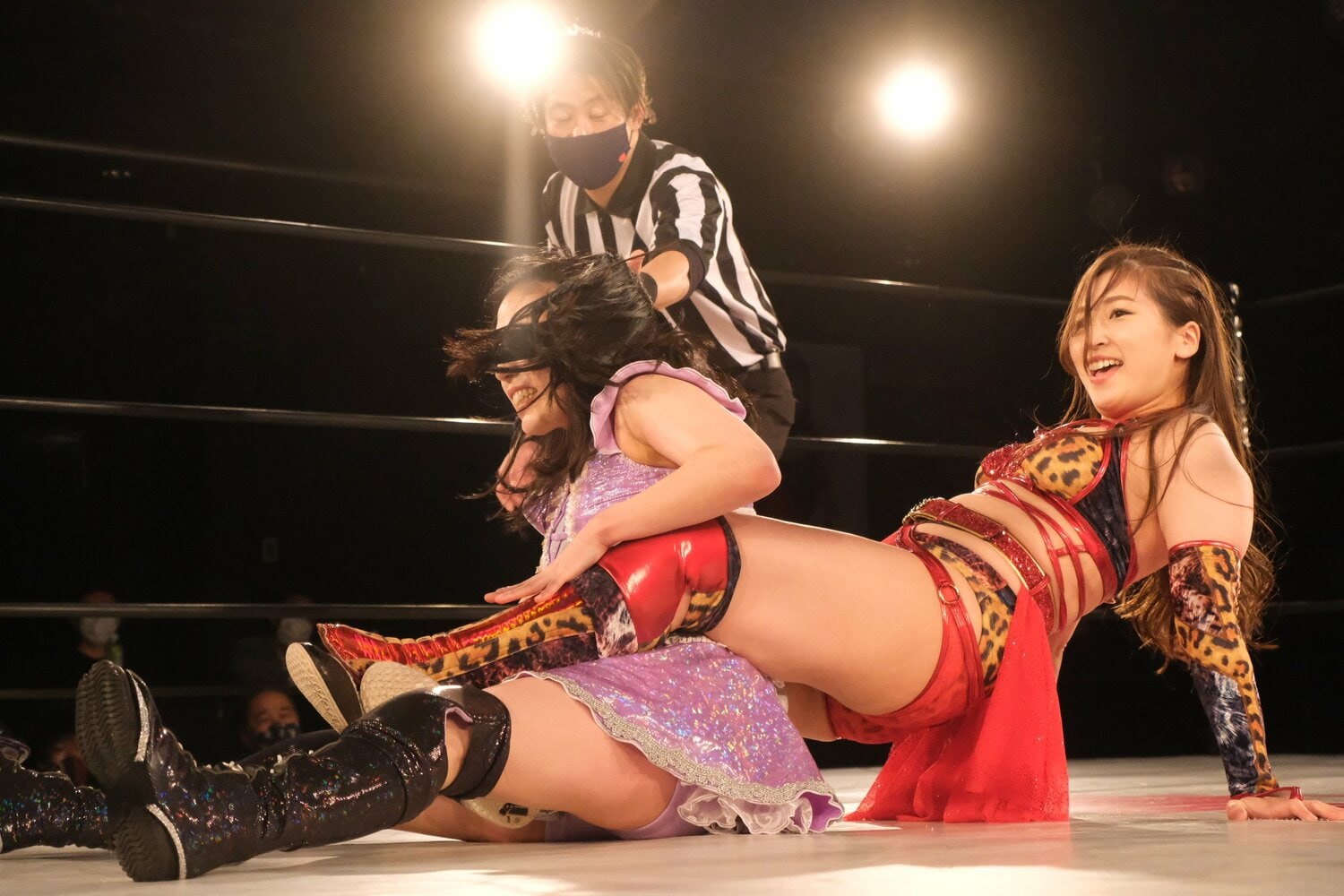 旧体制でタッグチャンピオンだった青野未来はエース格としてアクトレスリングを引っ張る存在に