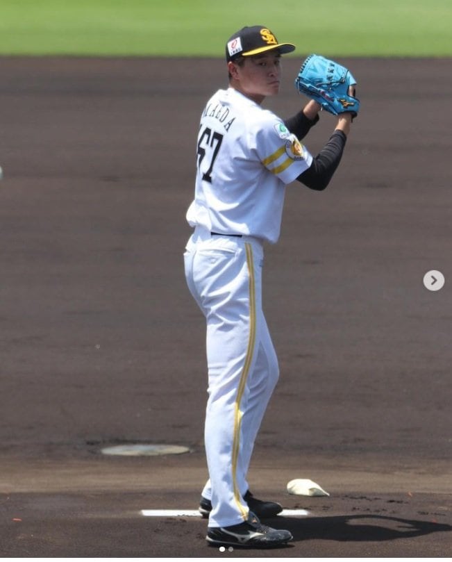 昨年、育成10位でソフトバンクに入団した前田純／本人のインスタグラムより