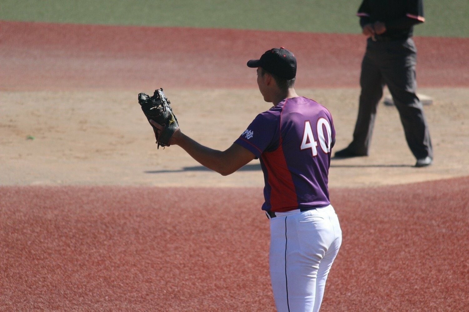 課題の守備練習も自分から率先してノックを受けるという。そういった人間性も魅力だ　チーム提供