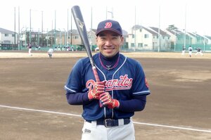 「飛距離は金で買え！」1本5万円と高級化する草野球の“飛ぶバット”事情《ビヨンドマックス20周年》