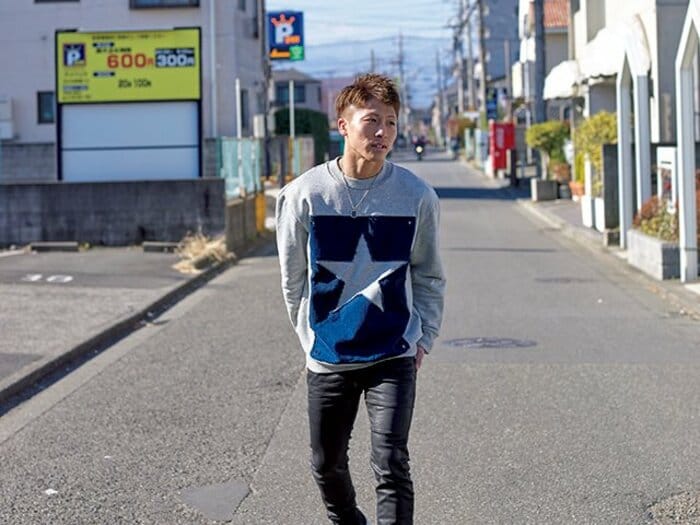 井上尚弥は一見「普通の人」だが……。街に馴染まない、拳の異様なオーラ。<Number Web> photograph by Shingo Wakagi