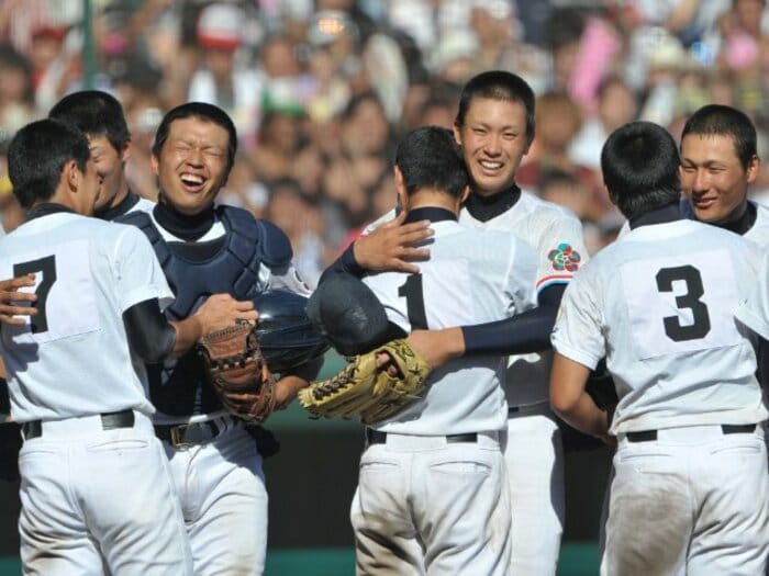 「甲子園が揺れている」2009年“伝説の決勝”審判たちが感じていた異様な雰囲気…「下を向いている子がいない」勝ち負けを超えた「終わらない夏」の終焉＜Number Web＞ photograph by Hideki Sugiyama
