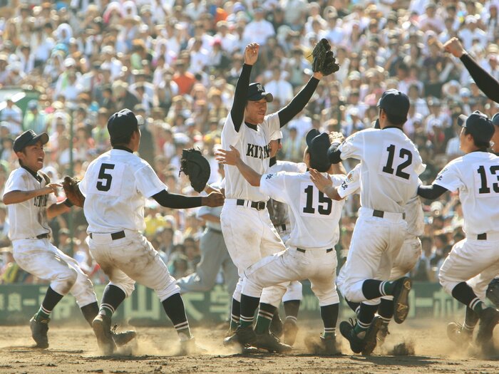 佐賀北あの“がばい旋風”、選手たちのソノ後「ただのOBとは違う感情」甲子園優勝→母校の監督も務めたエースの本音「やりづらさは特には…」＜Number Web＞ photograph by JIJI PRESS