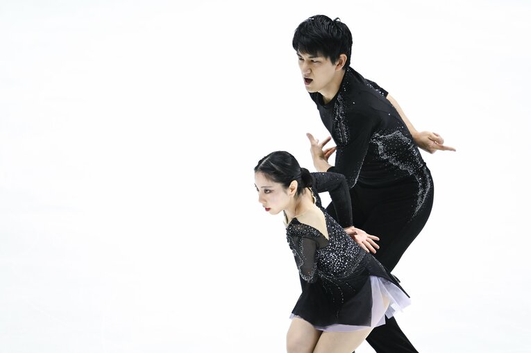 全日本選手権で優勝した三浦璃来・木原龍一　©Asami Enomoto