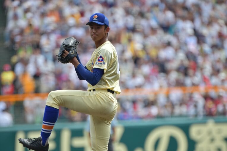 2019年夏の甲子園決勝、履正社戦での奥川恭伸　©︎Hideki Sugiyama