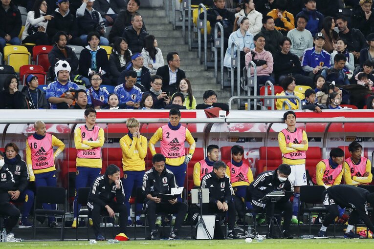 「CLレアル戦で光った旗手怜央とセルティック勢を」「戦術三笘が…」欧州在住カメラマンが“W杯26人選考前の苦闘”に感じたこと(39)