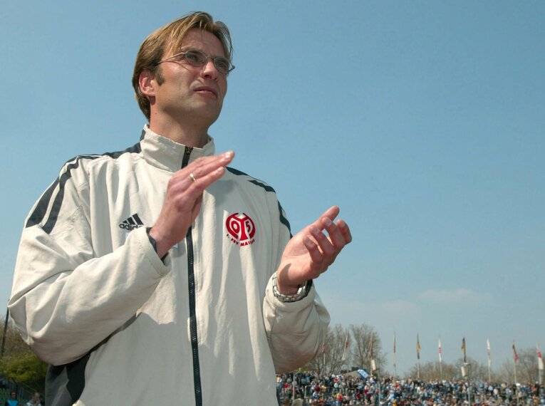 すべての選手に正直で妥協なし。クロップの人心掌握術は当時から圧倒的だった ©Getty Images