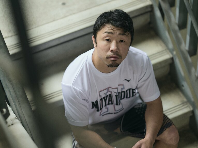 インタビューに応じた八重樫東　©Yuki Suenaga