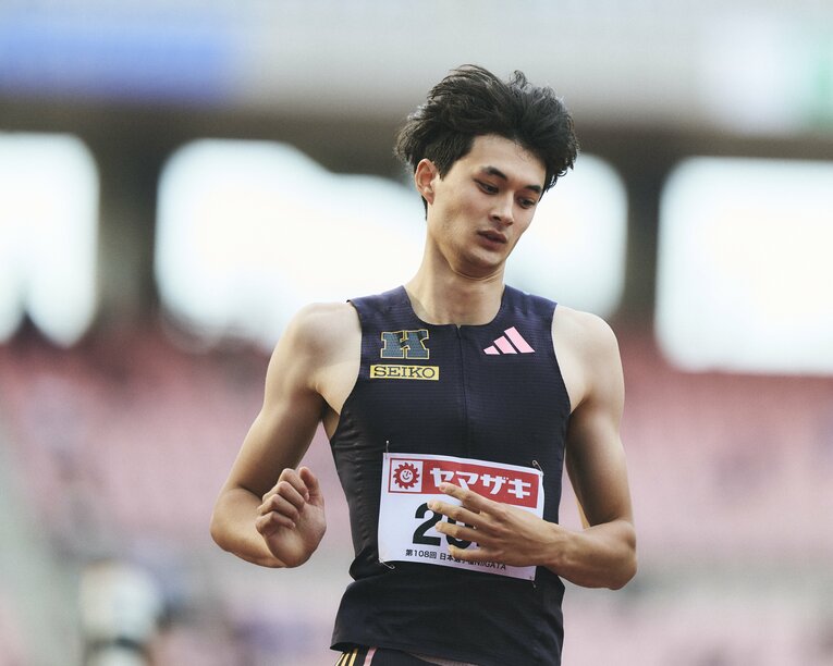 【慶大時代】端正なマスクにファンも多い　©Yuki Suenaga