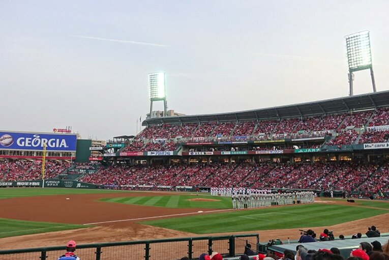 平成と令和をつなぐ2019開幕戦。因縁多き、広島vs.巨人をぶらり。(3)