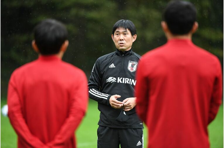 連係不足は“想定内” 19歳久保建英が森保Jで見せた「身体能力差を埋める」クレバーな技術(5) ／ photograph by JFA