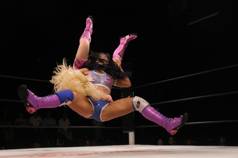 「リングに上がるな」と言われたプロレスデビューから3年…セクシー女優を引退、ちゃんよたがボディコンテストで見せた筋肉美「凄く幸せ者です」(90)