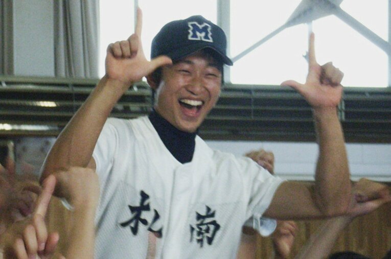 18年前、北海道No.1進学校である札幌南高からドラ1で楽天入団を決めた寺田龍平。異例の指名のウラにはどんな狂騒曲があったのだろうか ／ photograph by JIJI PRESS